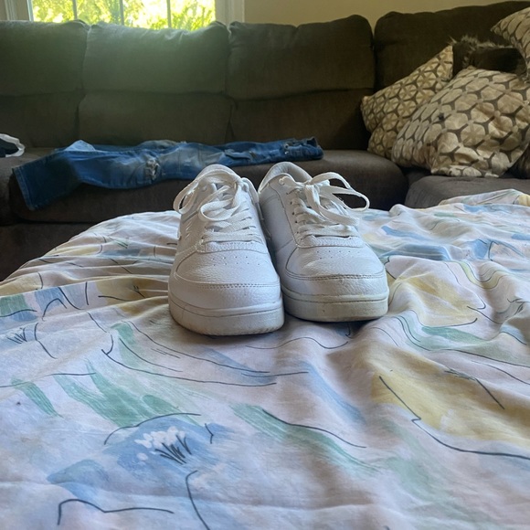 Fila Men's shoes - Picture 3 of 4